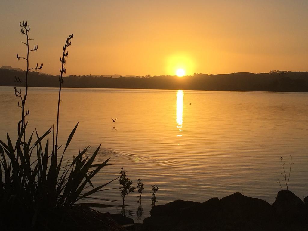 Al Louise Accommodation Mangonui Bagian luar foto